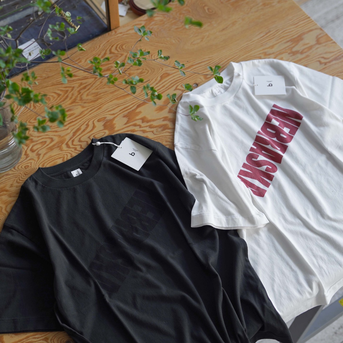 <SPAN>捻りの効いた１枚が夏のアクセントに。blurhms ROOTSTOCK</SPAN>