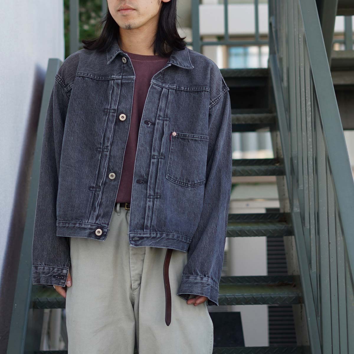 <span>ショート&ワイドなレミレリーフのデニムJKT</span>