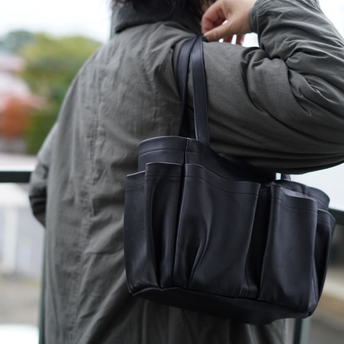 Aeta / LE45 DOUBLE HANDLE TOTE : S (Black)