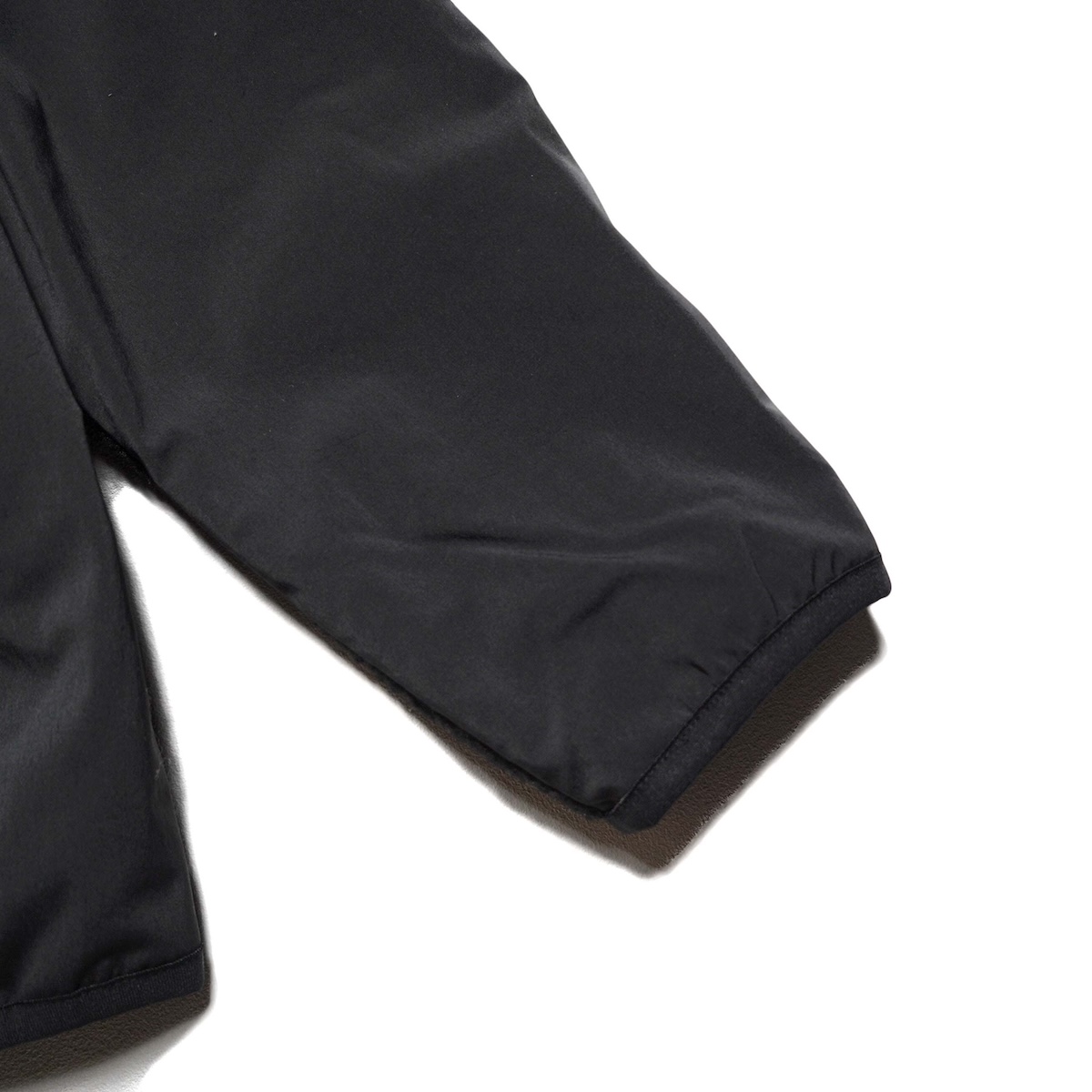 DESCENTE ALLTERRAIN 81  / FUTURE BOA FLEECE JACKET (Black)  袖先