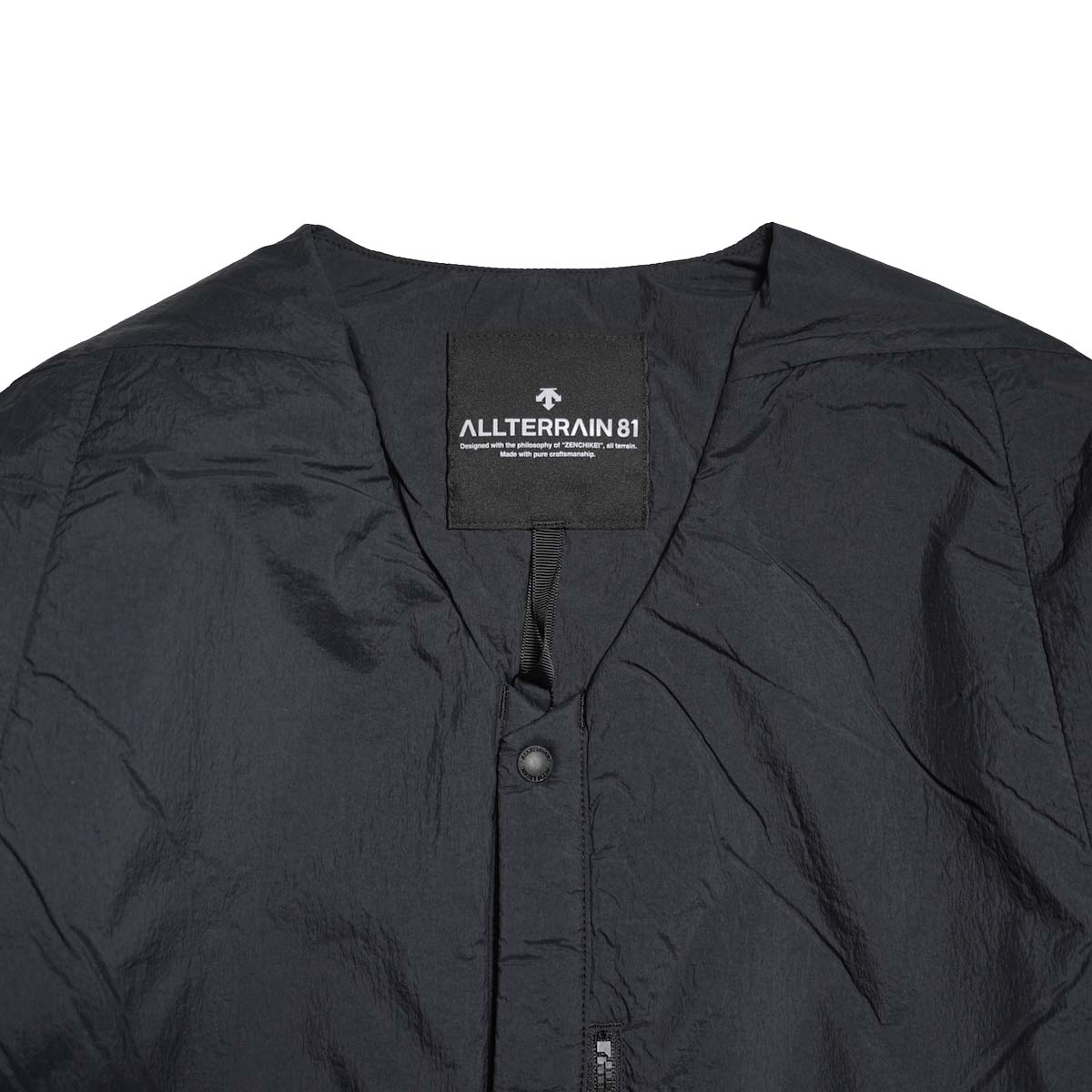 DESCENTE ALLTERRAIN 81 / INSULATED CARDIGAN  (Black) Vネック