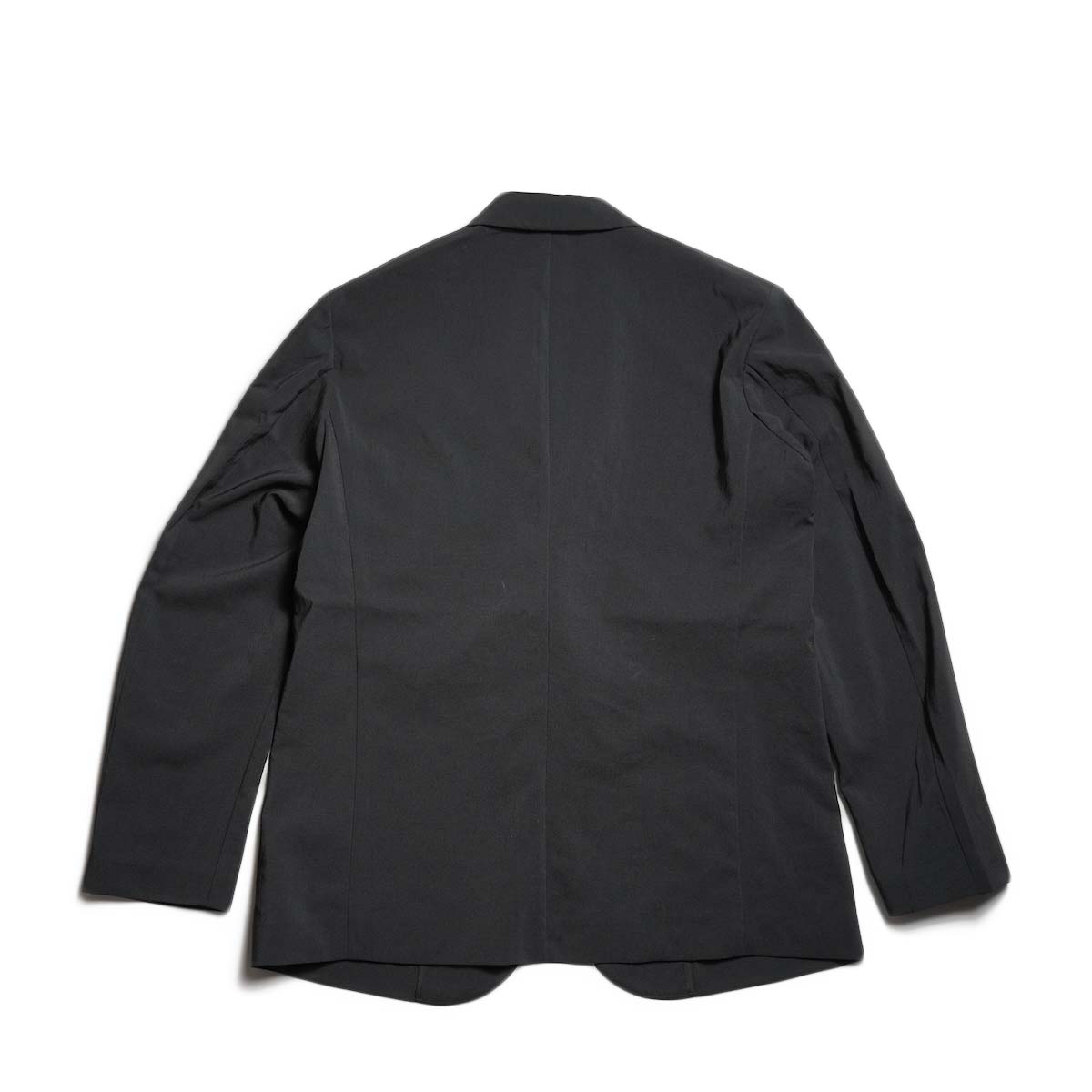 DESCENTE ALLTERRAIN I/O / LINEN LIKE TAILORED JACKET (Smoke Black)