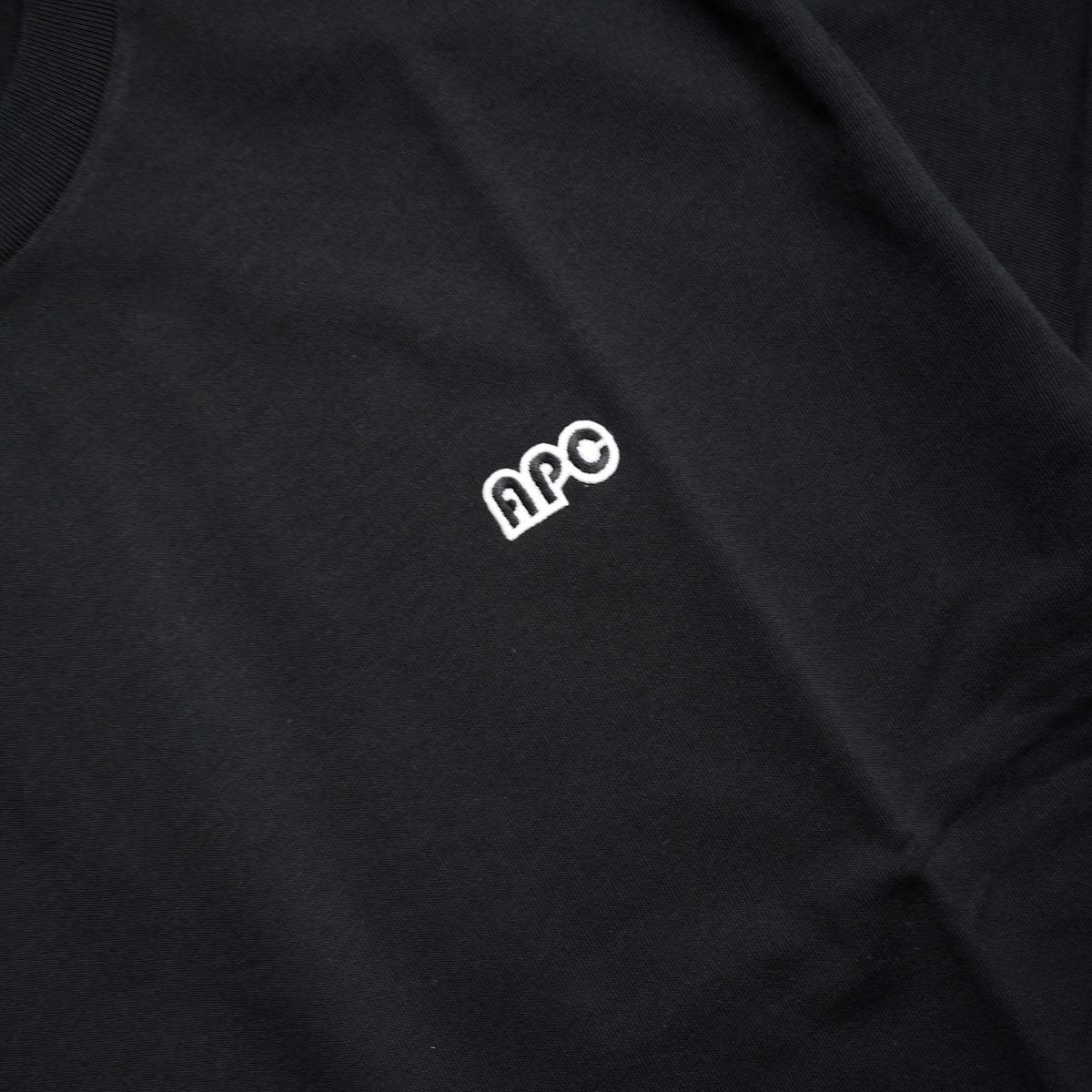 APC406 ロゴパッチ付長袖Tシャツ 【公式通販】