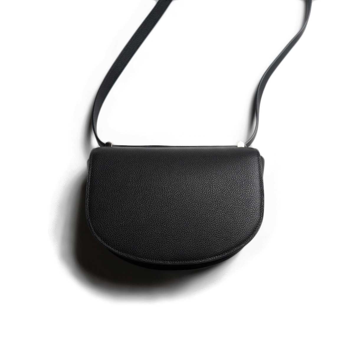 A.P.C. / DEMI-LUNE バッグ (Grain leather・Black)