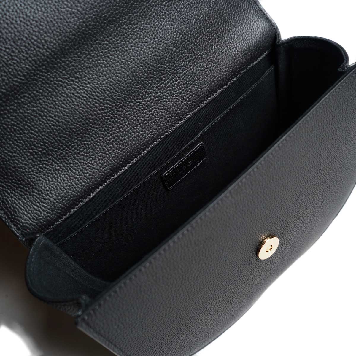 A.P.C. / DEMI-LUNE バッグ (Grain leather・Black)