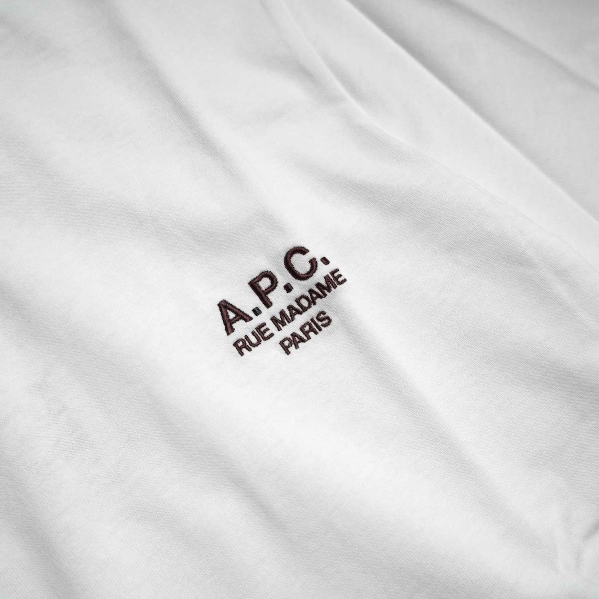 A.P.C. / STANDARD RUE MADAME Tシャツ (White)