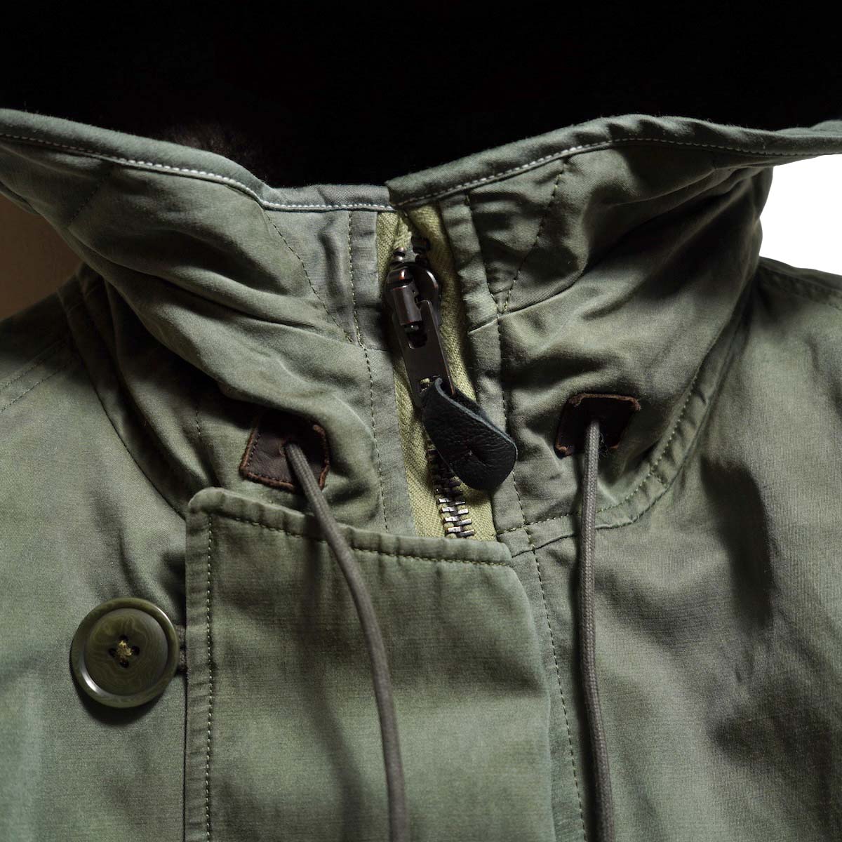 A.PRESSE / Vintage Silk Custom N-3B Flight Jacket (Sage) 首周り