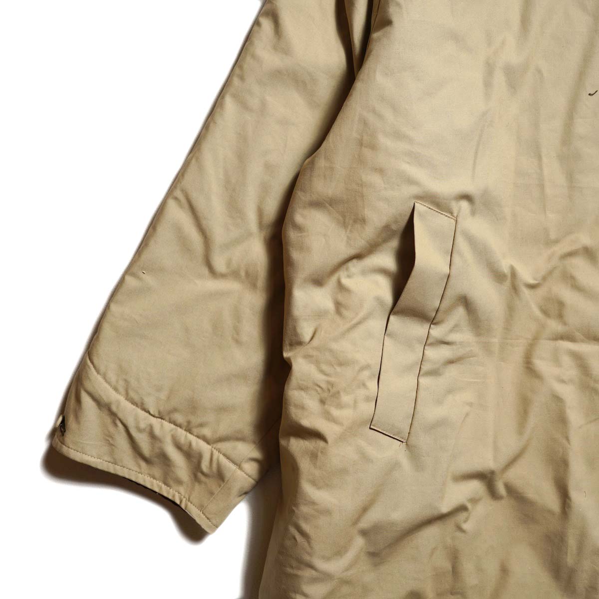 ARCHI / WEATHER CLOTH COAT (Beige/Brown) A面-袖