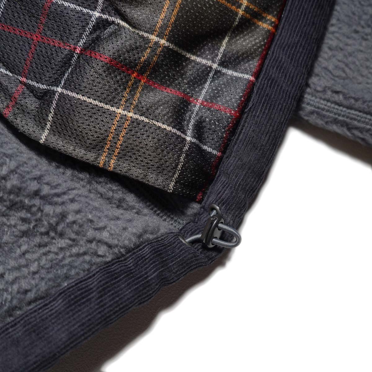 Barbour / TRANSPORT FLEECE JACKET (Asphalt) 裾コード