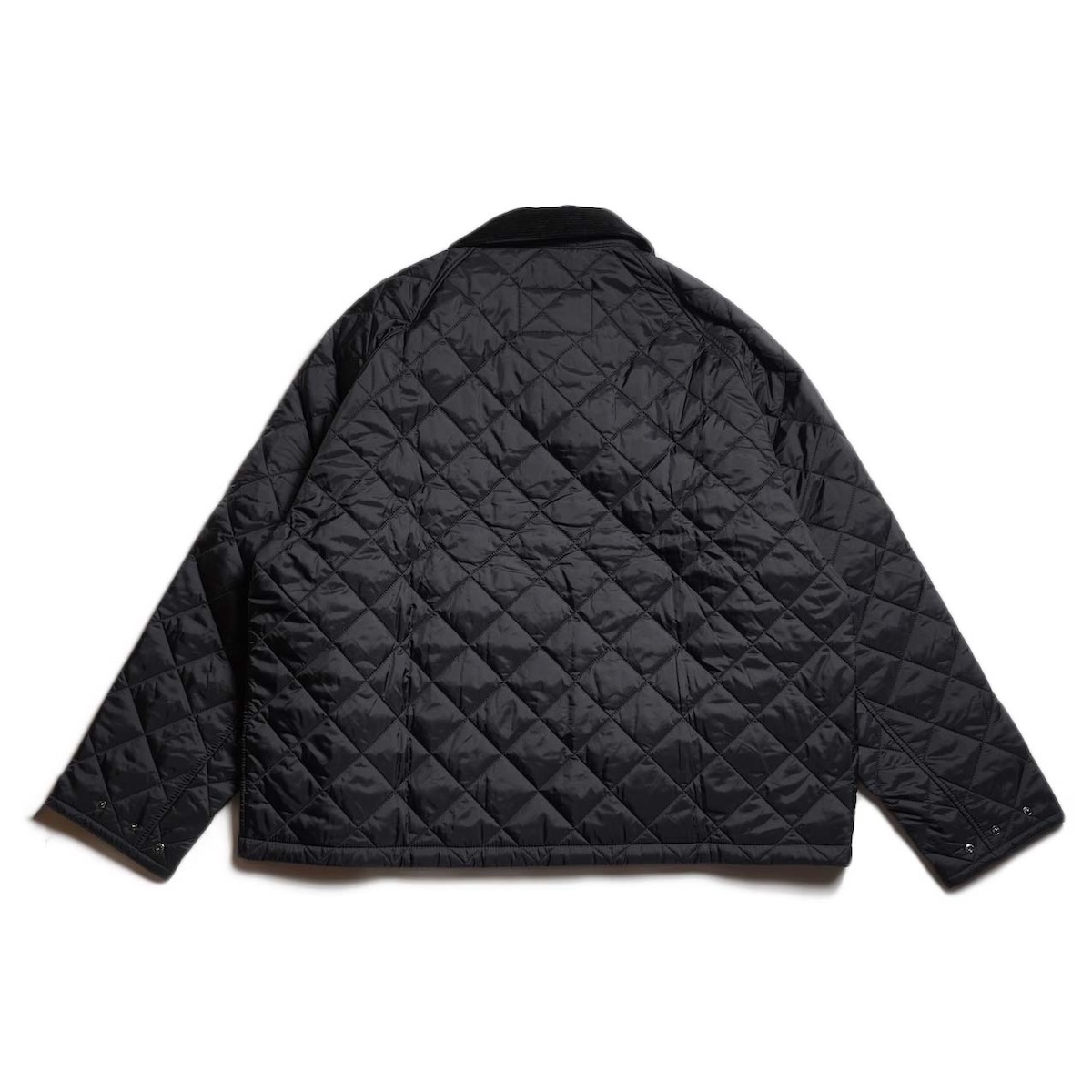 Barbour / OS TRANSPORT QUILTED JACKET (Black) 背面
