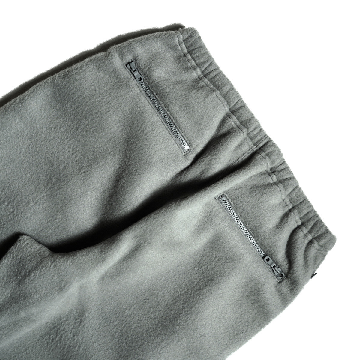 blurhms ROOTSTOCK / LEVEL3 Fleece Pants (Foliage Grey)ヒップポケット