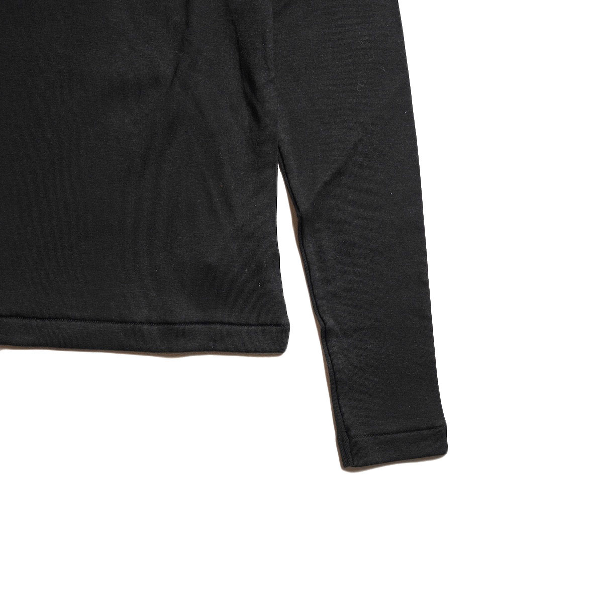 blurhms ROOTSTOCK/ Silk Cotton Rib Turtle-Neck L/S (Black)