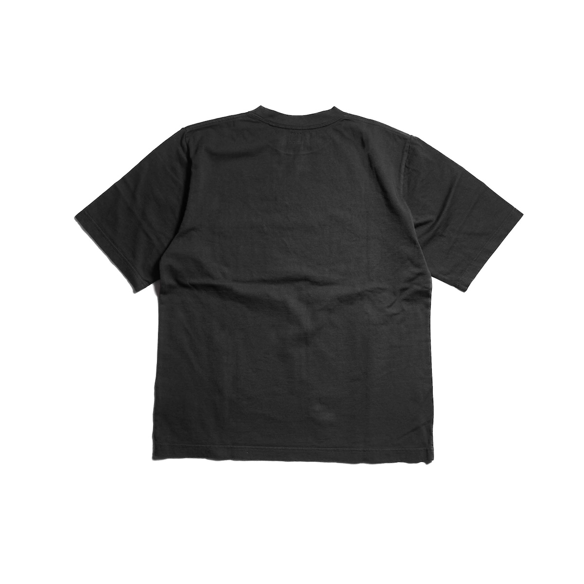 blurhms ROOTSTOCK/ Classic Tee S/S Pocket STANDARD (Fade Sulfur Black)