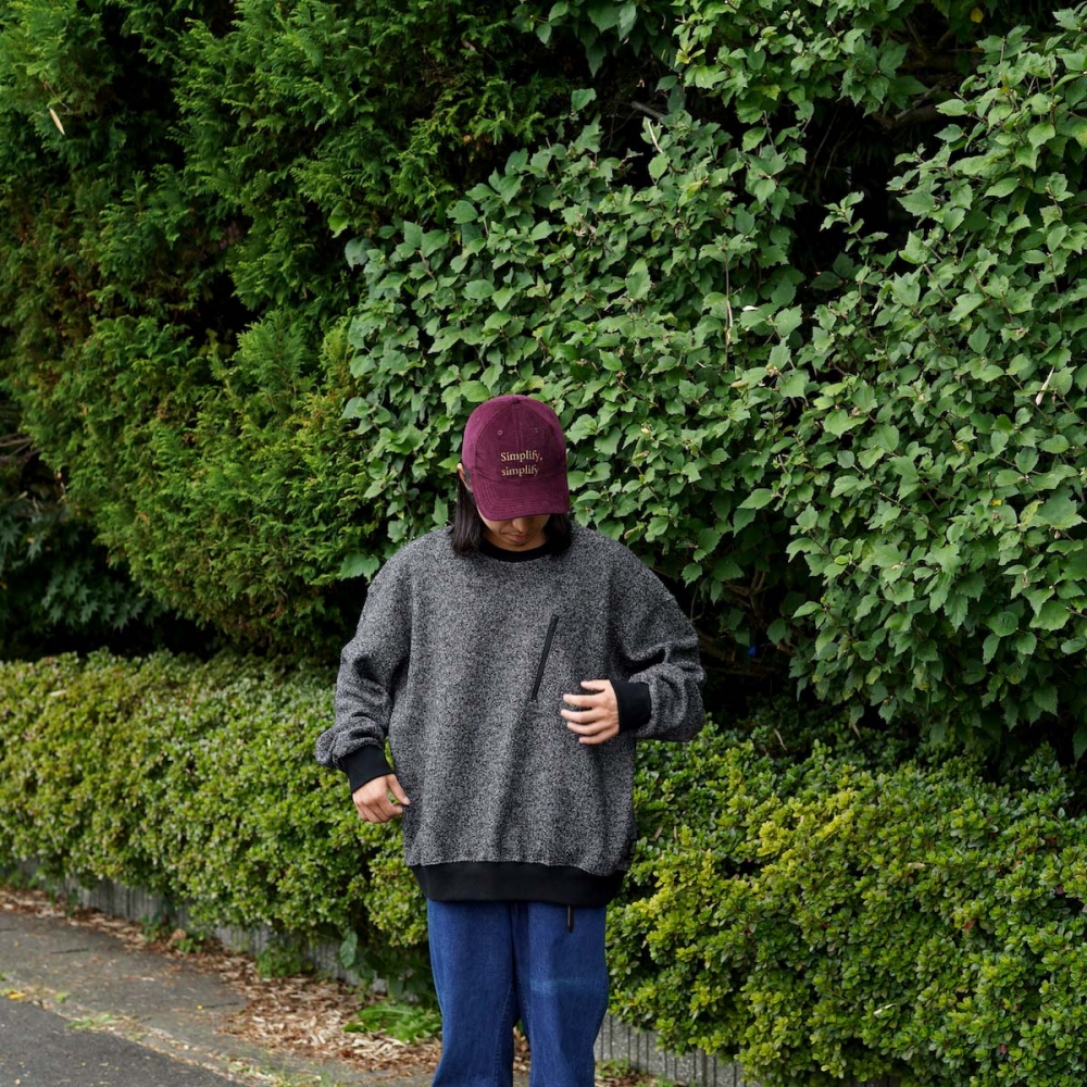 BRENA / CREW - BEL&CO CW BOUCLE MIX (Gray) 着用イメージ①