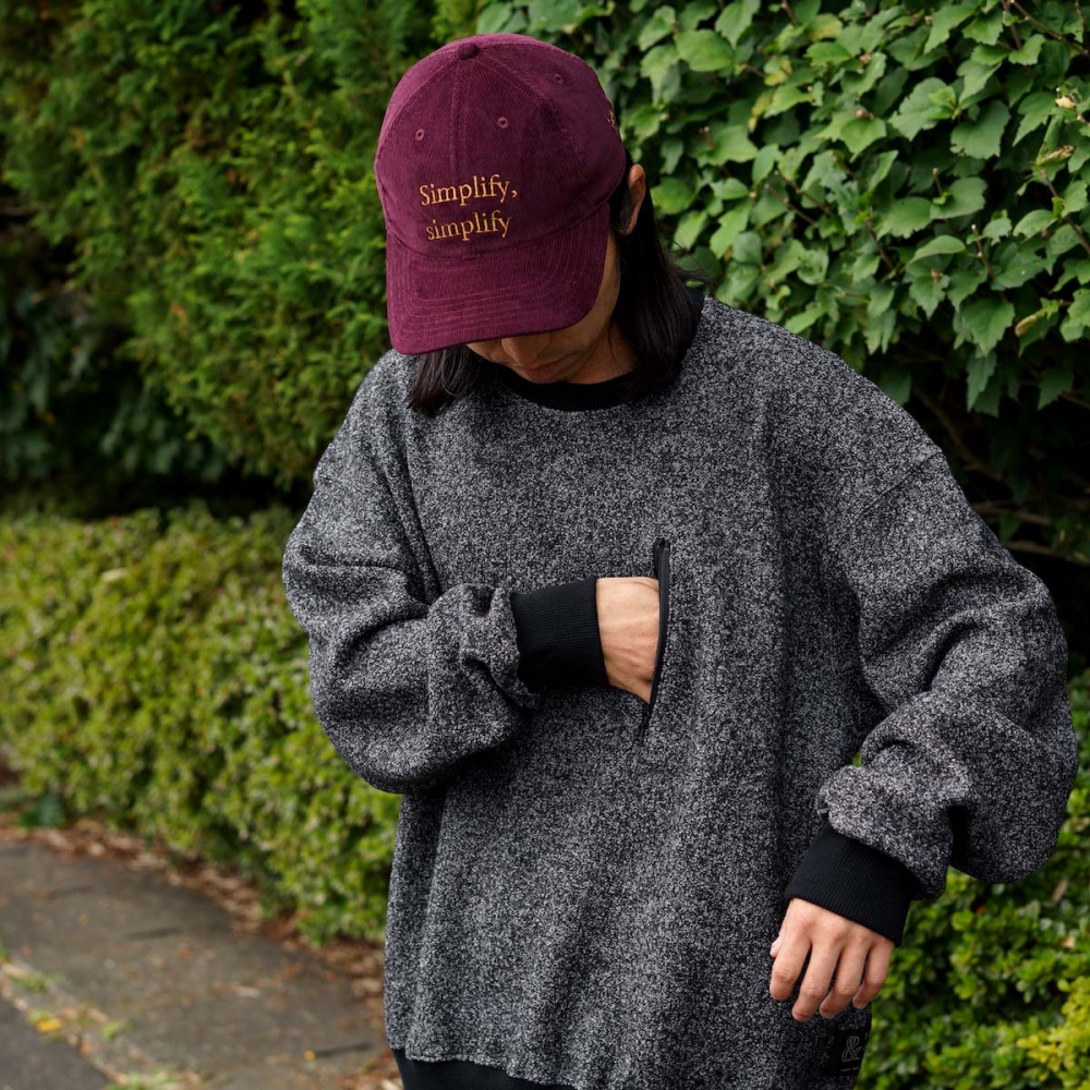 BRENA / CREW - BEL&CO CW BOUCLE MIX (Gray) 着用イメージ③