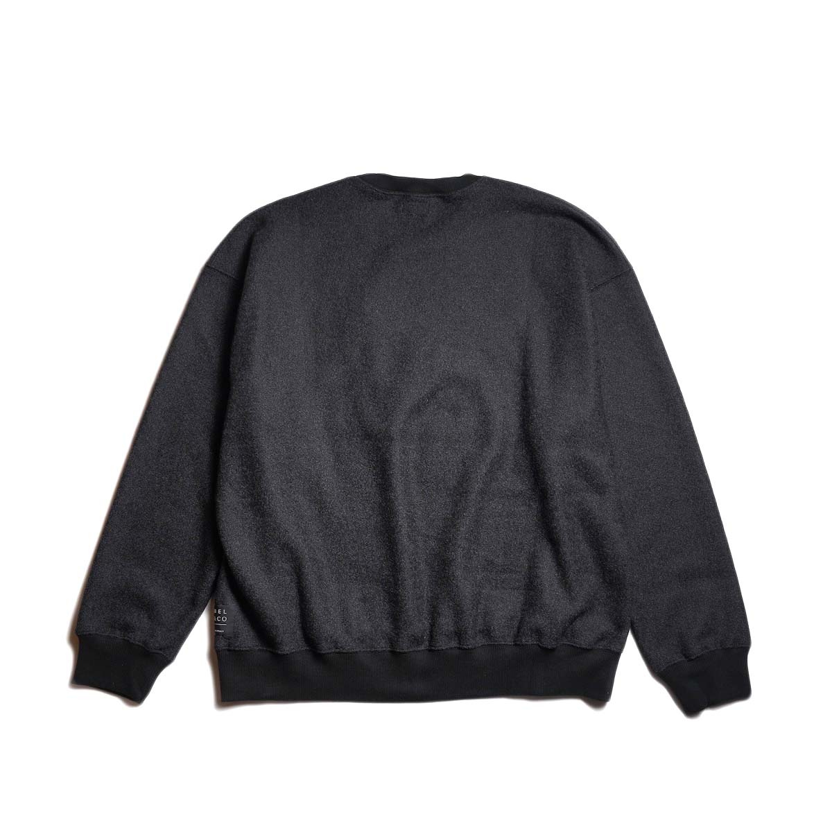 BRENA / CREW - BEL&CO CW BOUCLE MIX (Charcoal) 背面