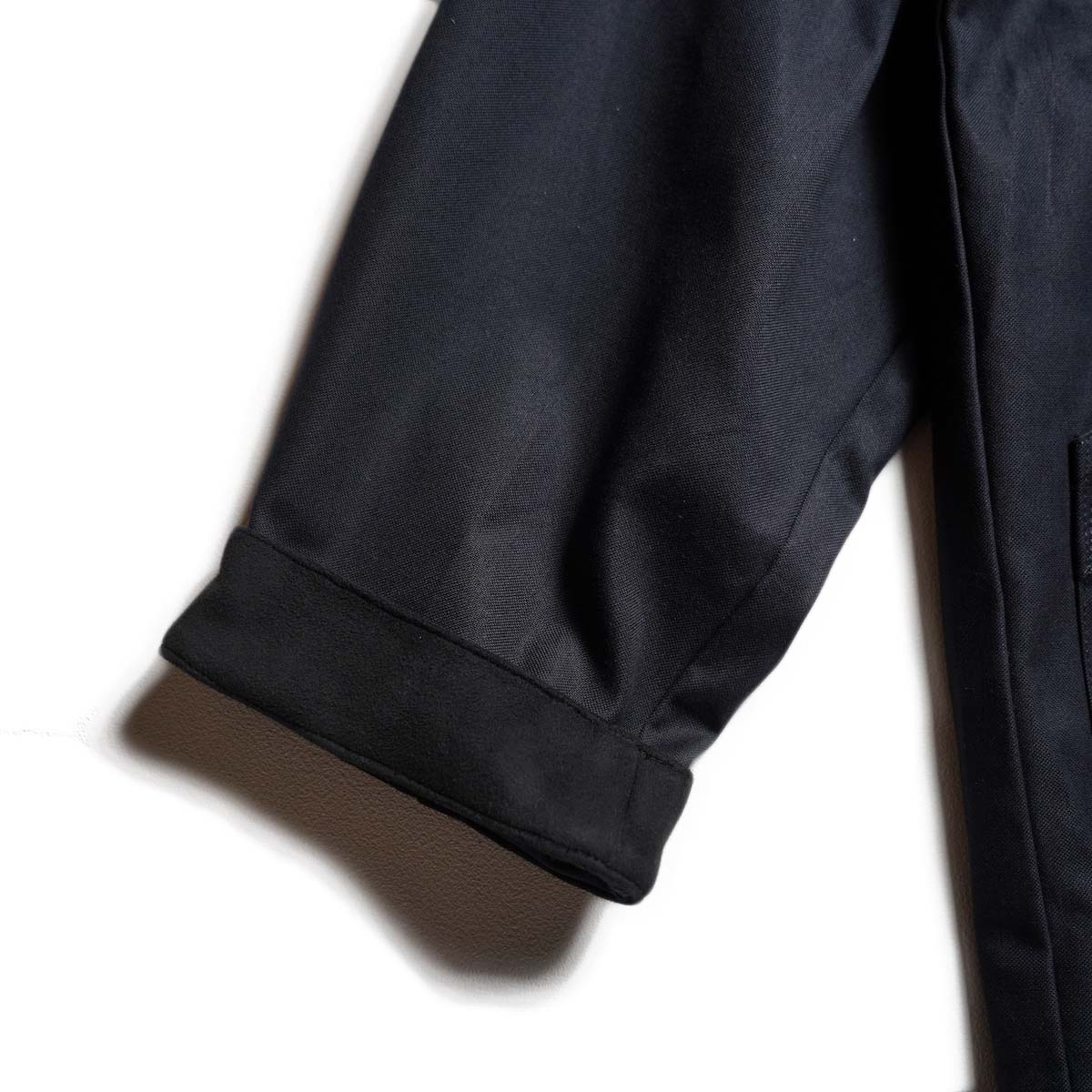 BRENA / OBLI - GERMAN DUCK (Black) 袖裏