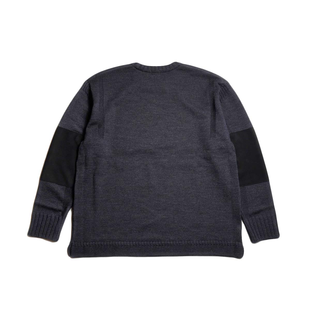 BRENA / PECHEUR - NEW ZEALAND MERINO (Charcoal) 背面