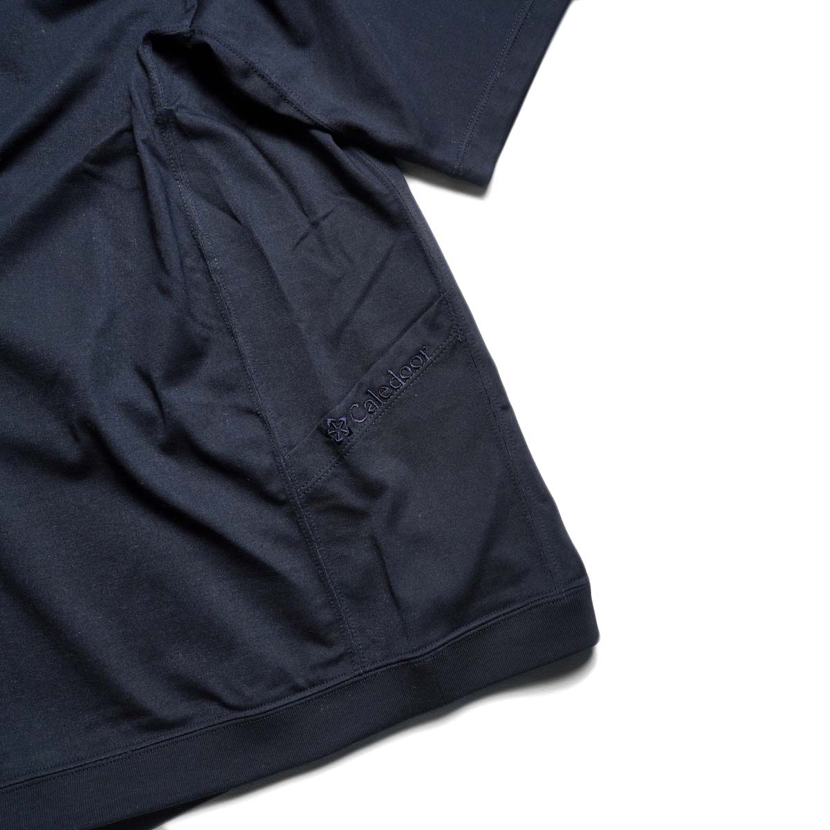 CALEDOOR / Ice Pack Nylon T-Shirt (Navy) サイドポケット