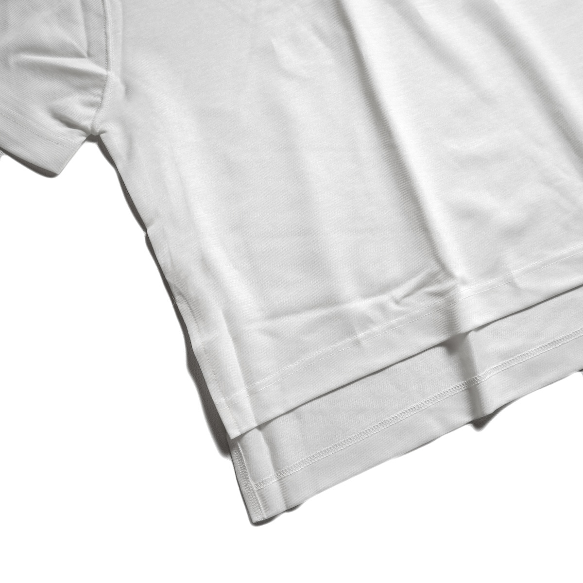 COGTHEBIGSMOKE / DELTA T-SHIRT (White)