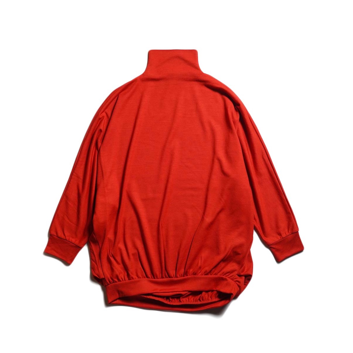 COGTHEBIGSMOKE / NAIA BOTTLE NECK TOP (Scarlet)
