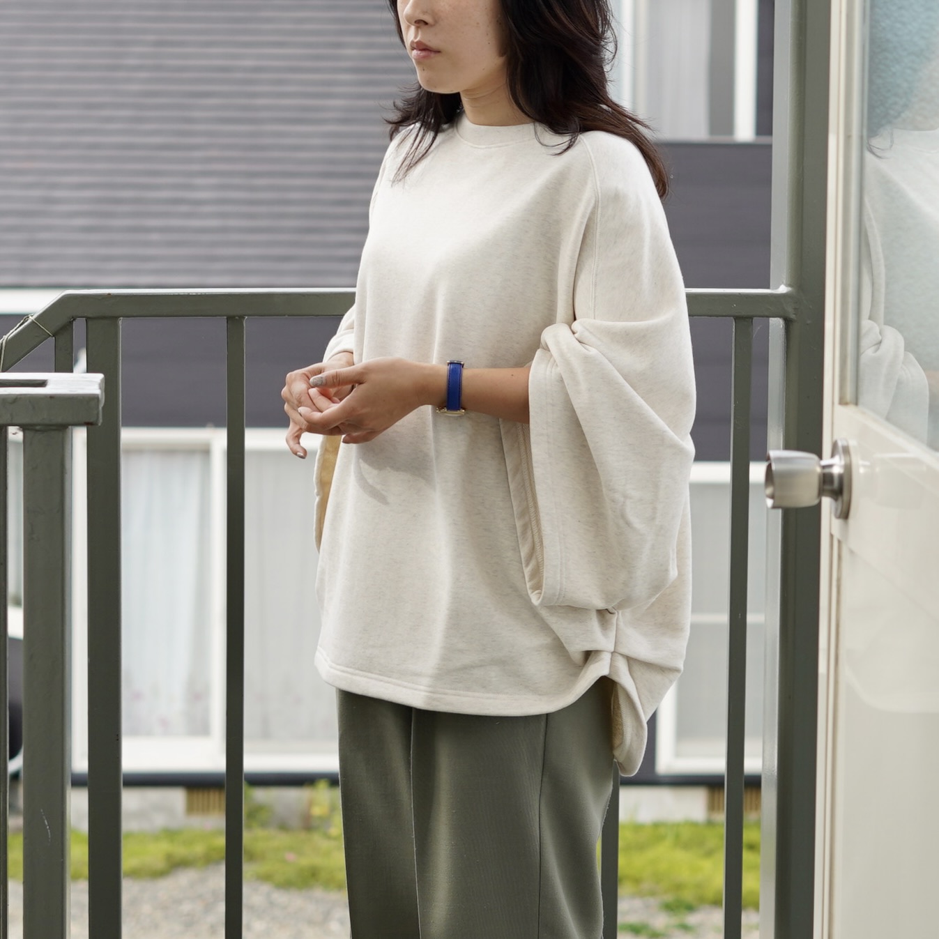 COGTHEBIGSMOKE / NANCY TOP (Ice Gray) 155cm/size 1 着用②