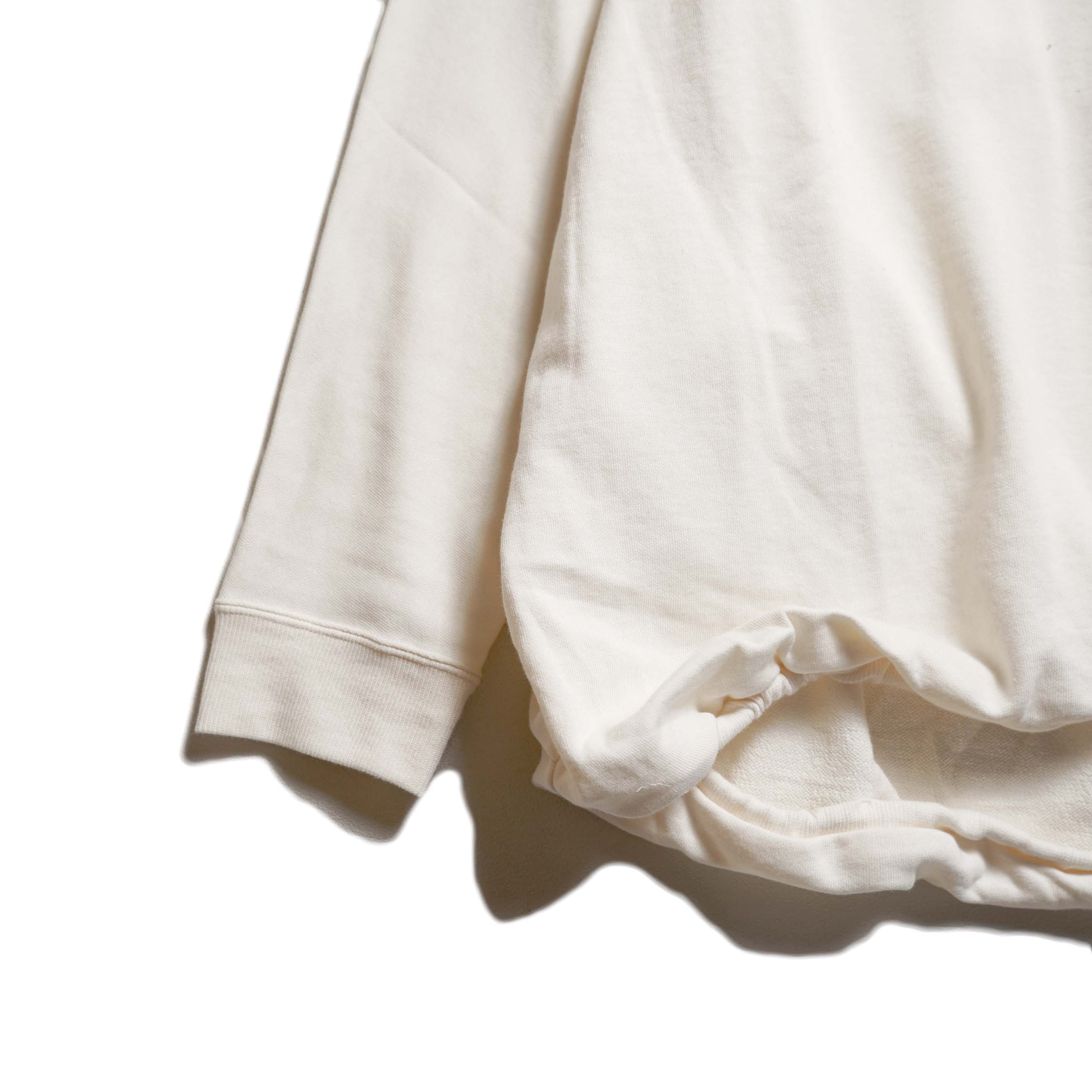 COGTHEBIGSMOKE / NAOMI STINGRAY TOP (Milk) 袖・裾