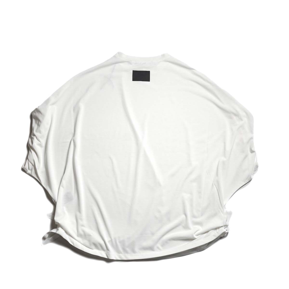 COGTHEBIGSMOKE / NARIAH TUCKED SLEEVE TOP (Off White)