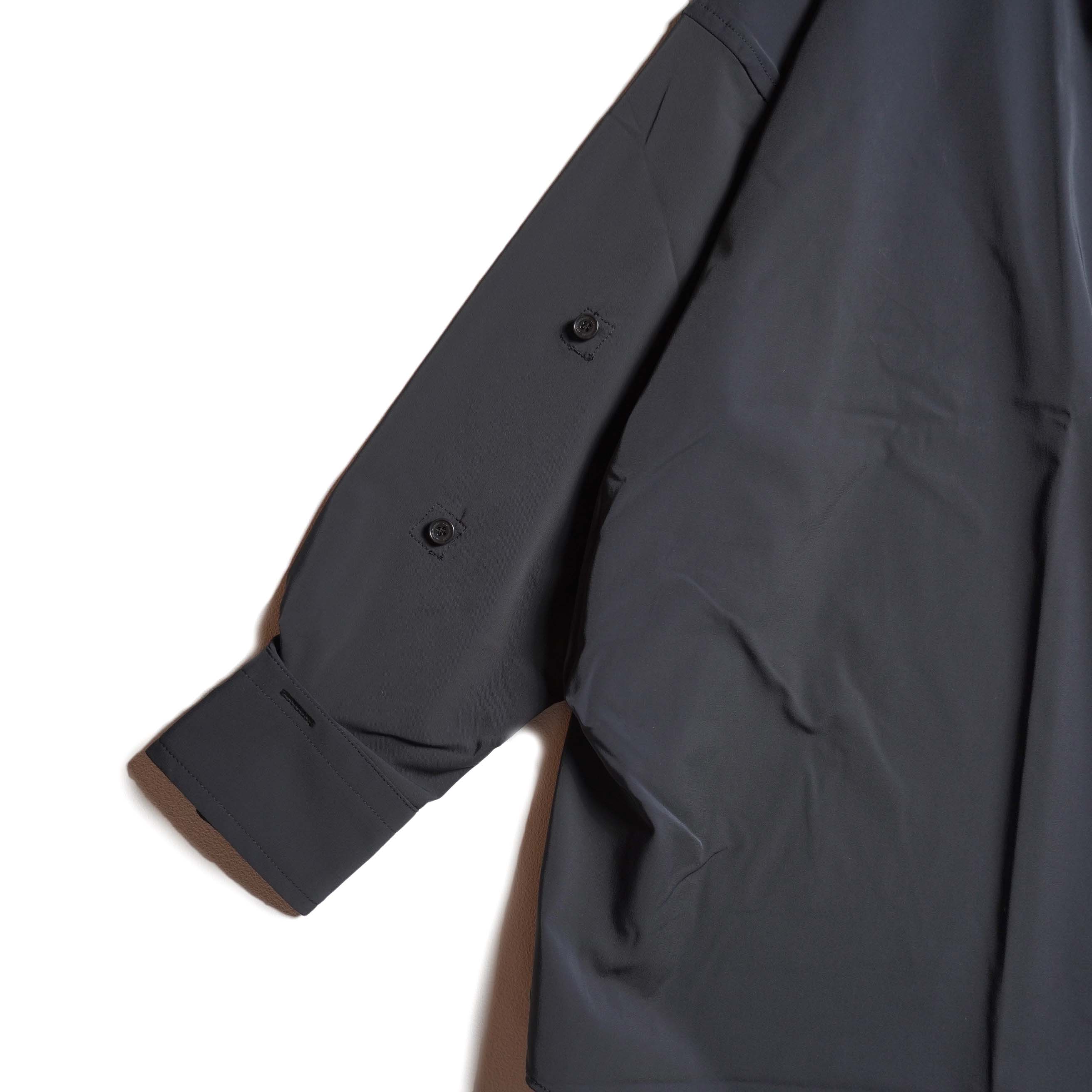 COGTHEBIGSMOKE / OLGA BAND COLLAR SHIRT (Black) 袖口