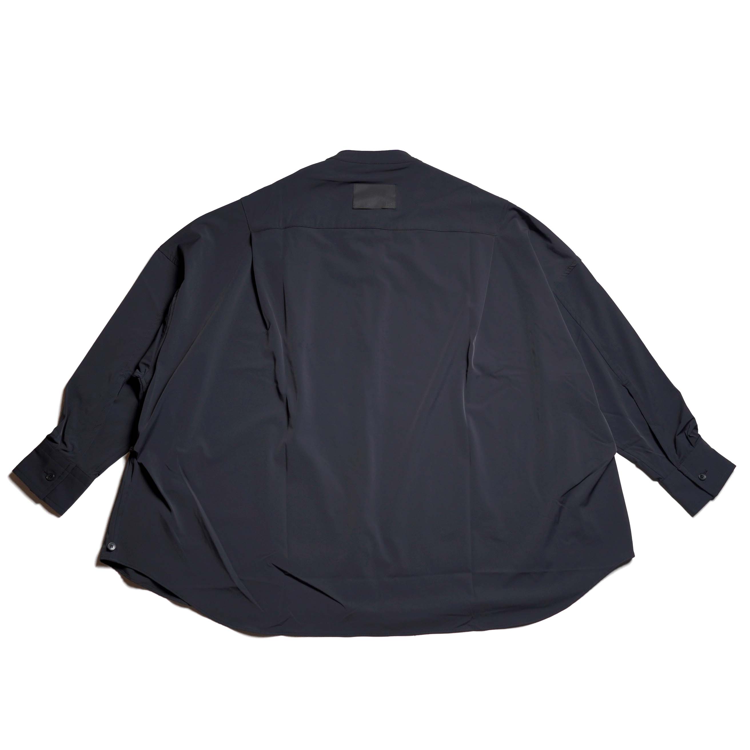 COGTHEBIGSMOKE / OLGA BAND COLLAR SHIRT (Black) 背面