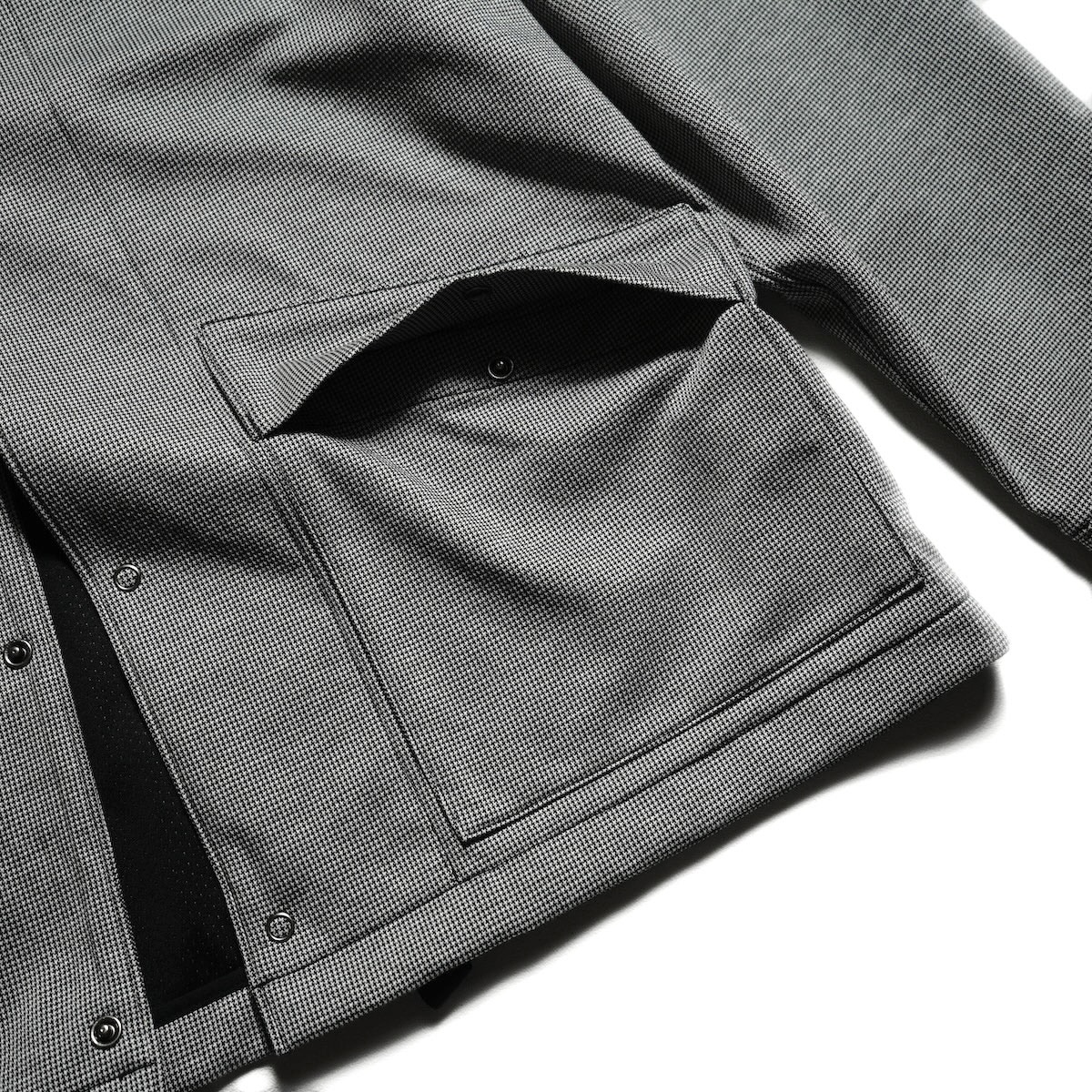 CURLY&Co. / HOUNDSTOOTH COACH SHIRT JACKET (White Black)