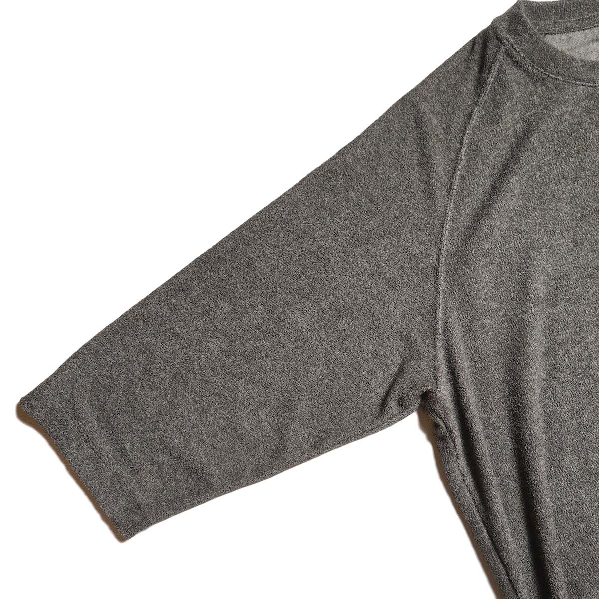 CURLY&Co. / VINTAGE PILE Q/S TEE (Charcoal) 袖