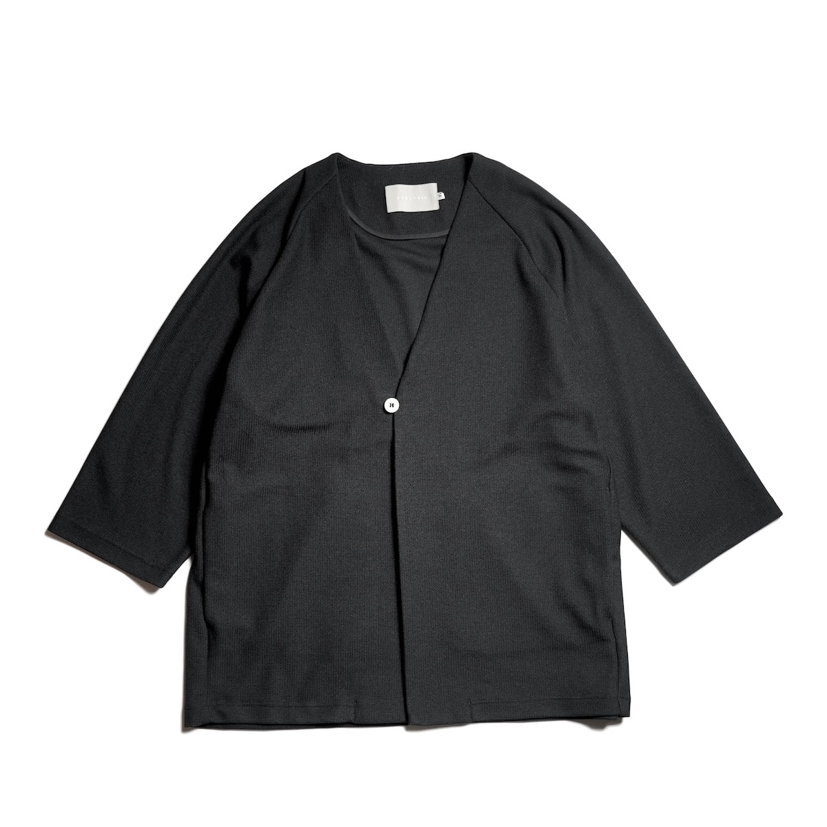 CURLY&Co. / SEED STITCH KNIT Q/S CARDIGAN (Black) 正面