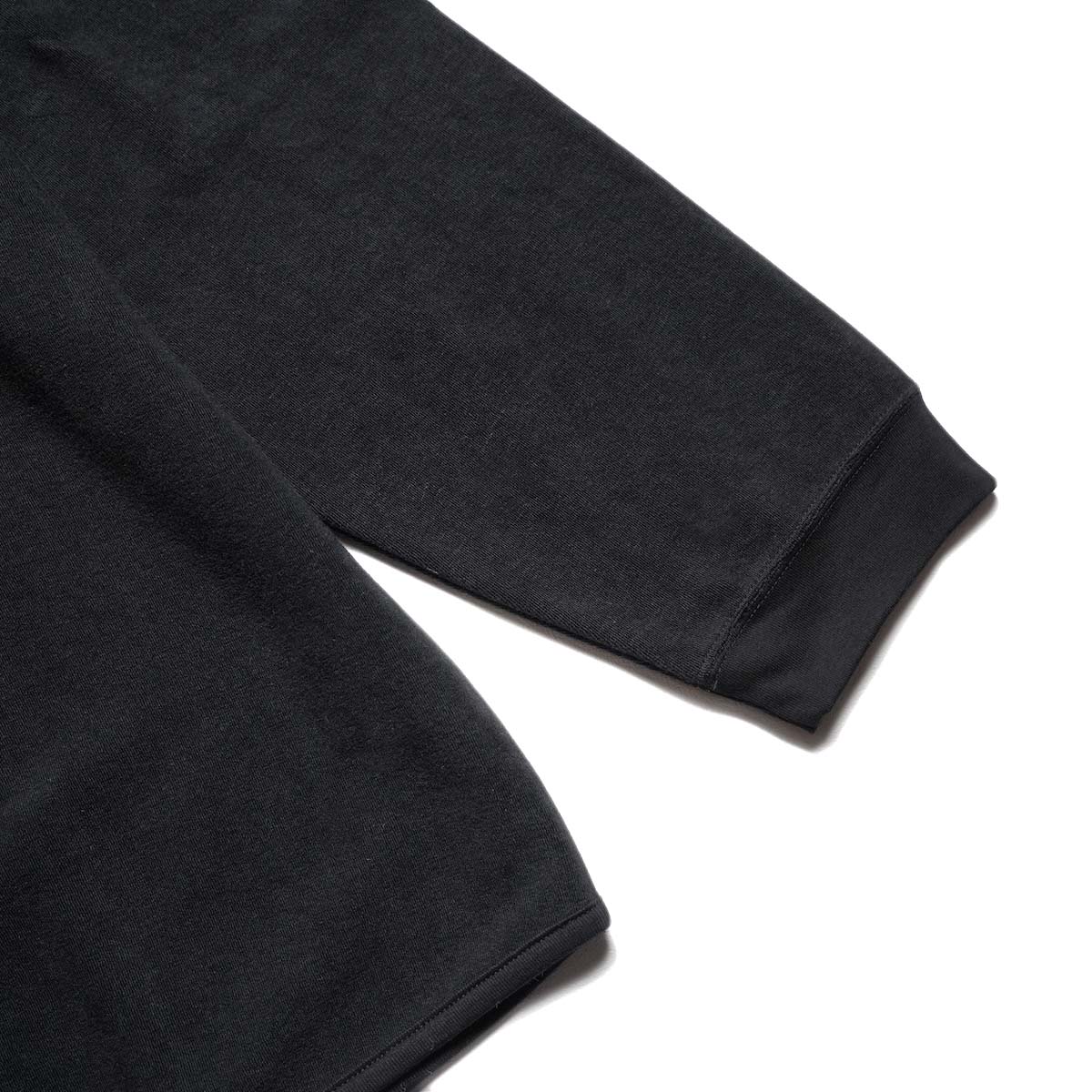 CURLY&Co. / FINE COTTON PILE MOCKNECK PULLOVER (Black) 袖