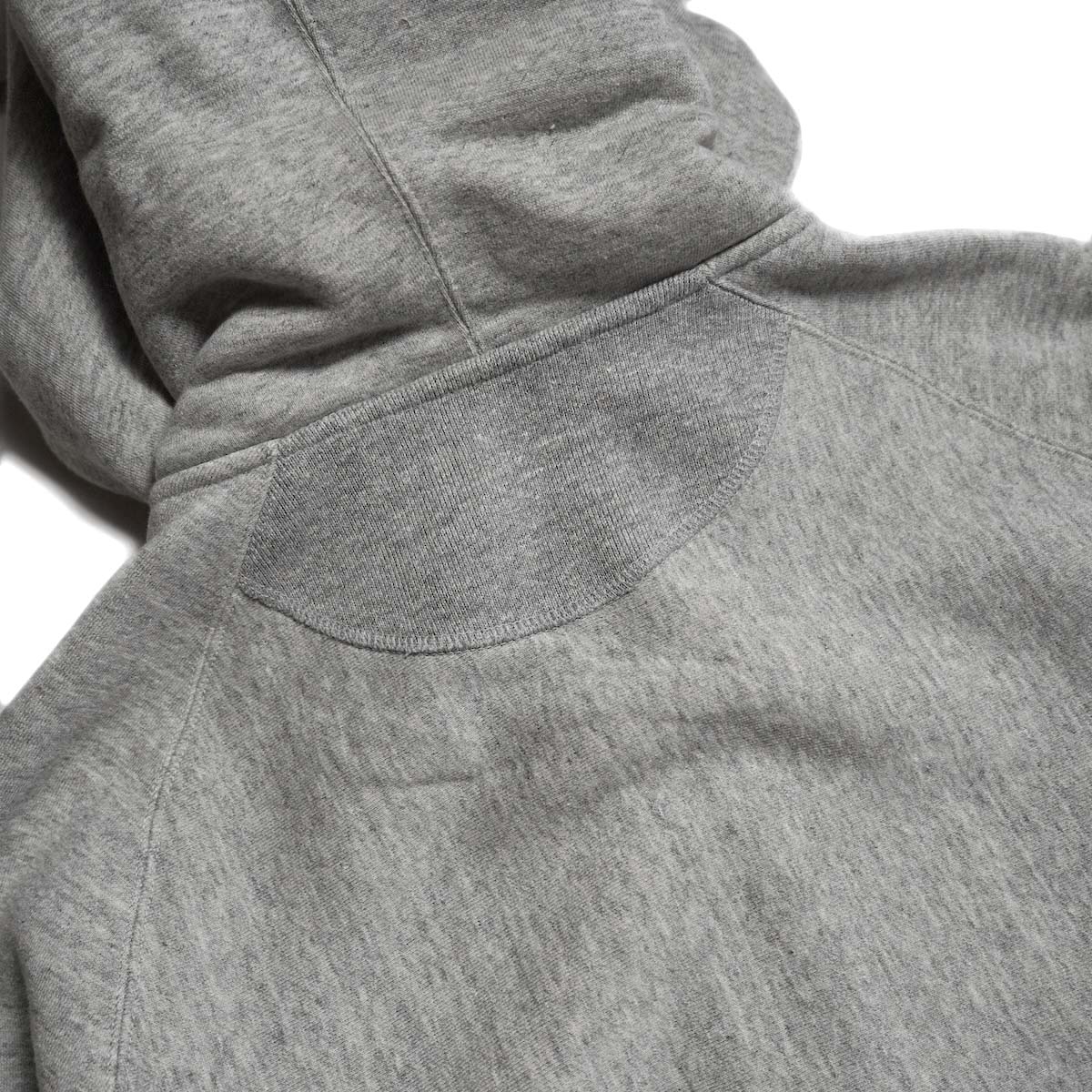 CURLY&Co. / RAFFY ZIP-UP PARKA (Gray) フード裏