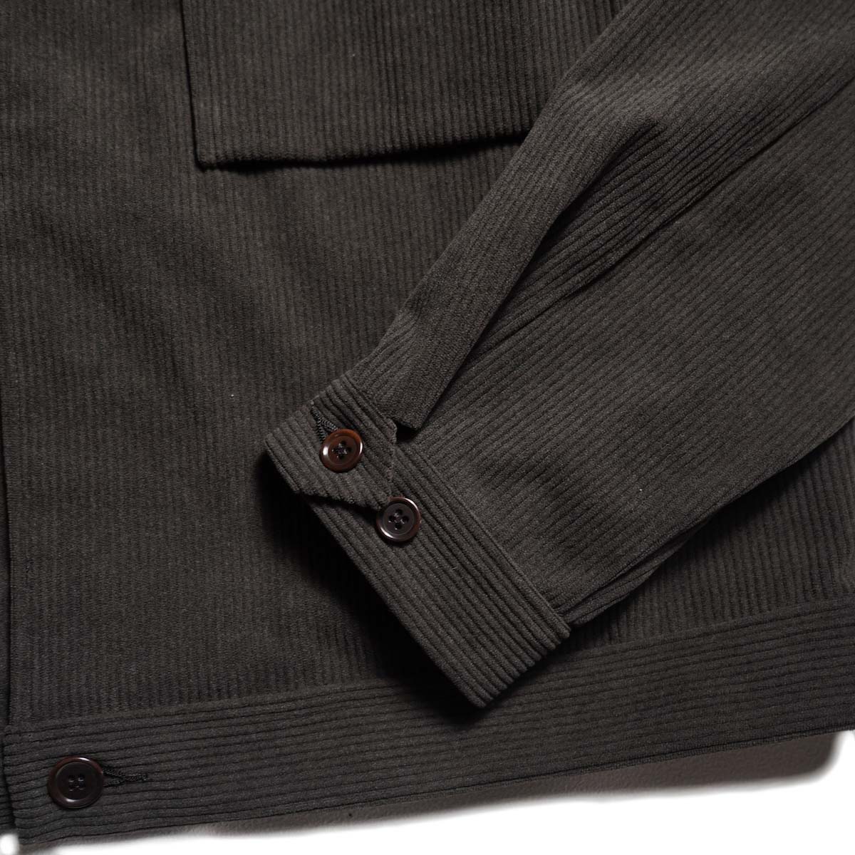 CURLY&Co. / TRICOT CORDUROY BLOUSON (Cacao) 袖先
