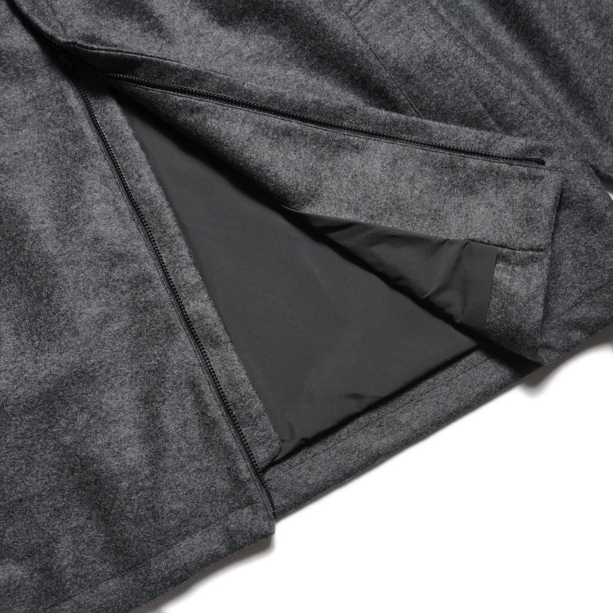 CURLY&Co. / PRESSED WOOL JERSEY BLOUSON (Mix Gray) ファスナー