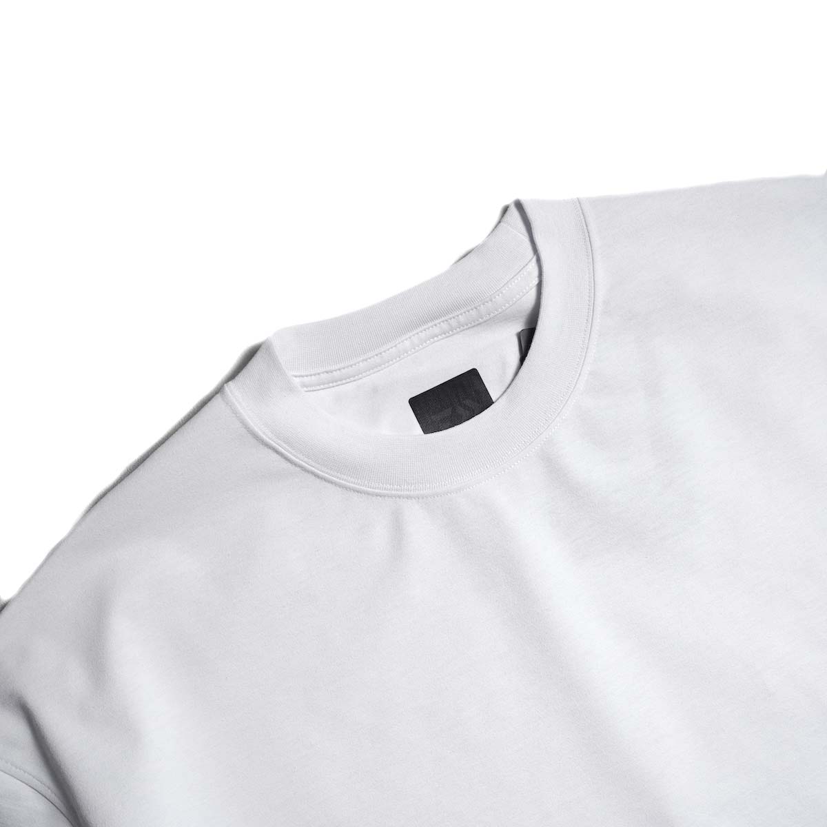 DAIWA PIER39 / TECH DRAWSTRING S/S TEE (White)