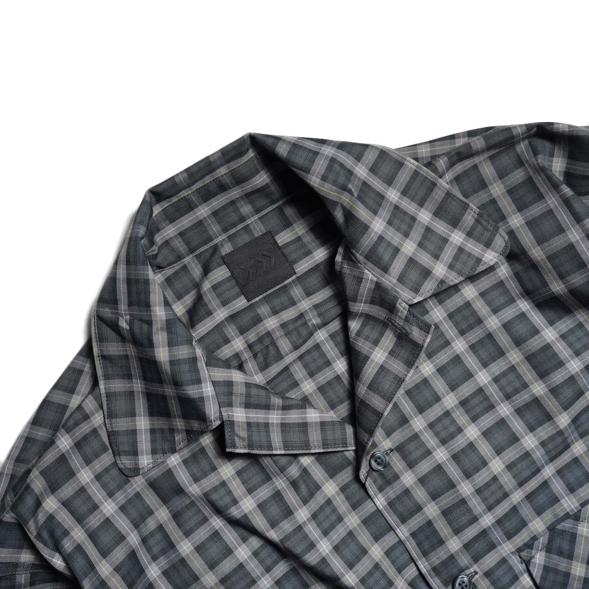 DAIWA PIER39 / TECH SPORTS OPEN COLLAR SHIRT L/S GREN PLAID (Charcoal)