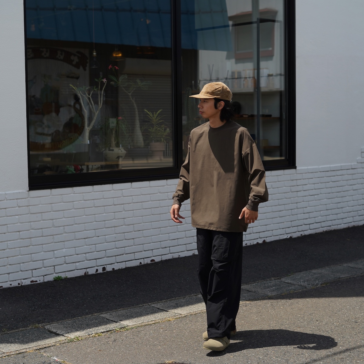 DAIWA PIER39 / TECH LIGHTWEIGHT TEE L/S (Brownkhaki)