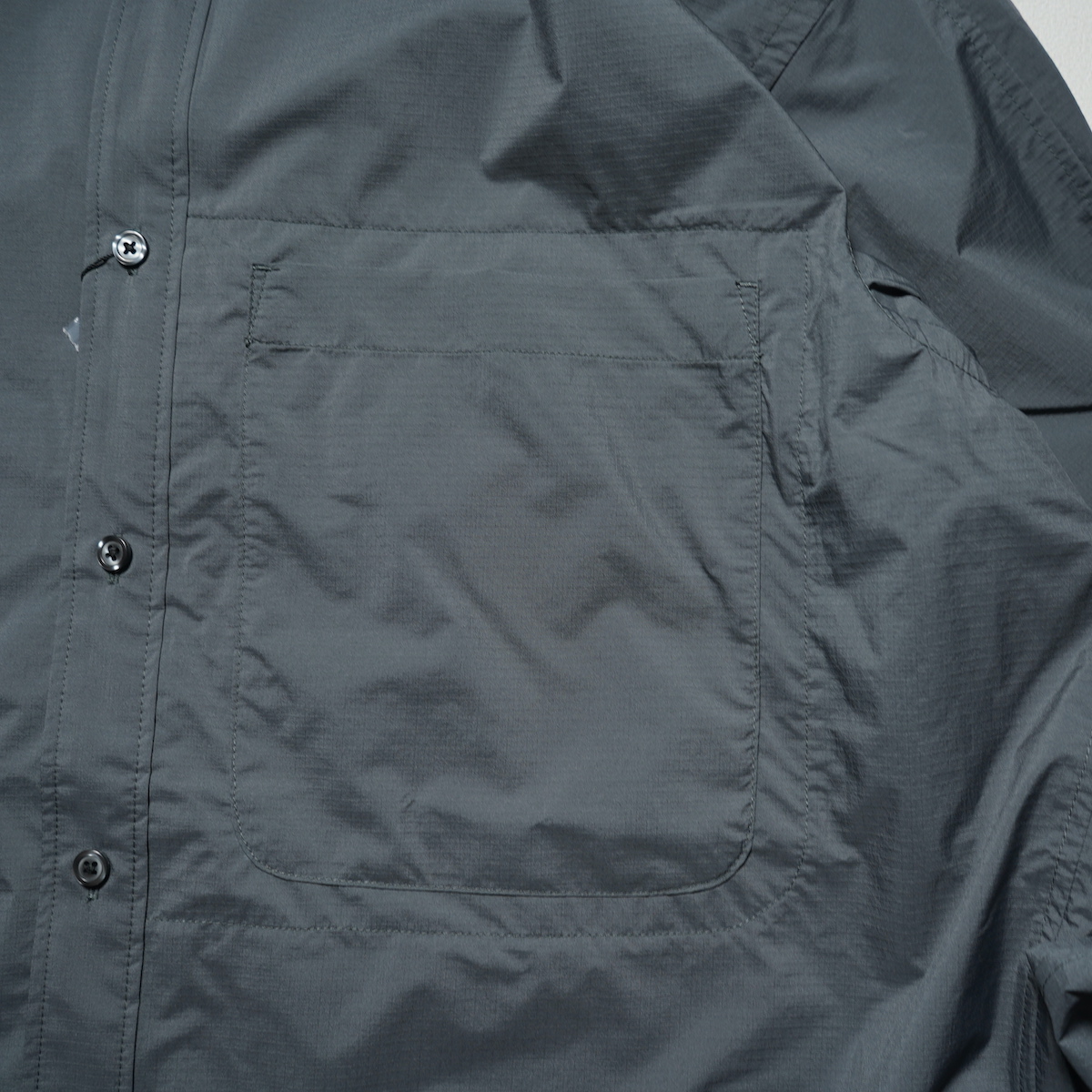 DAIWA PIER 39 TECH TRAVEL SHIRT チャコール　M DAIWA PIER39 ダイワ ピア39 SS25 TECH TRAVEL SHIRT / CHARCOAL