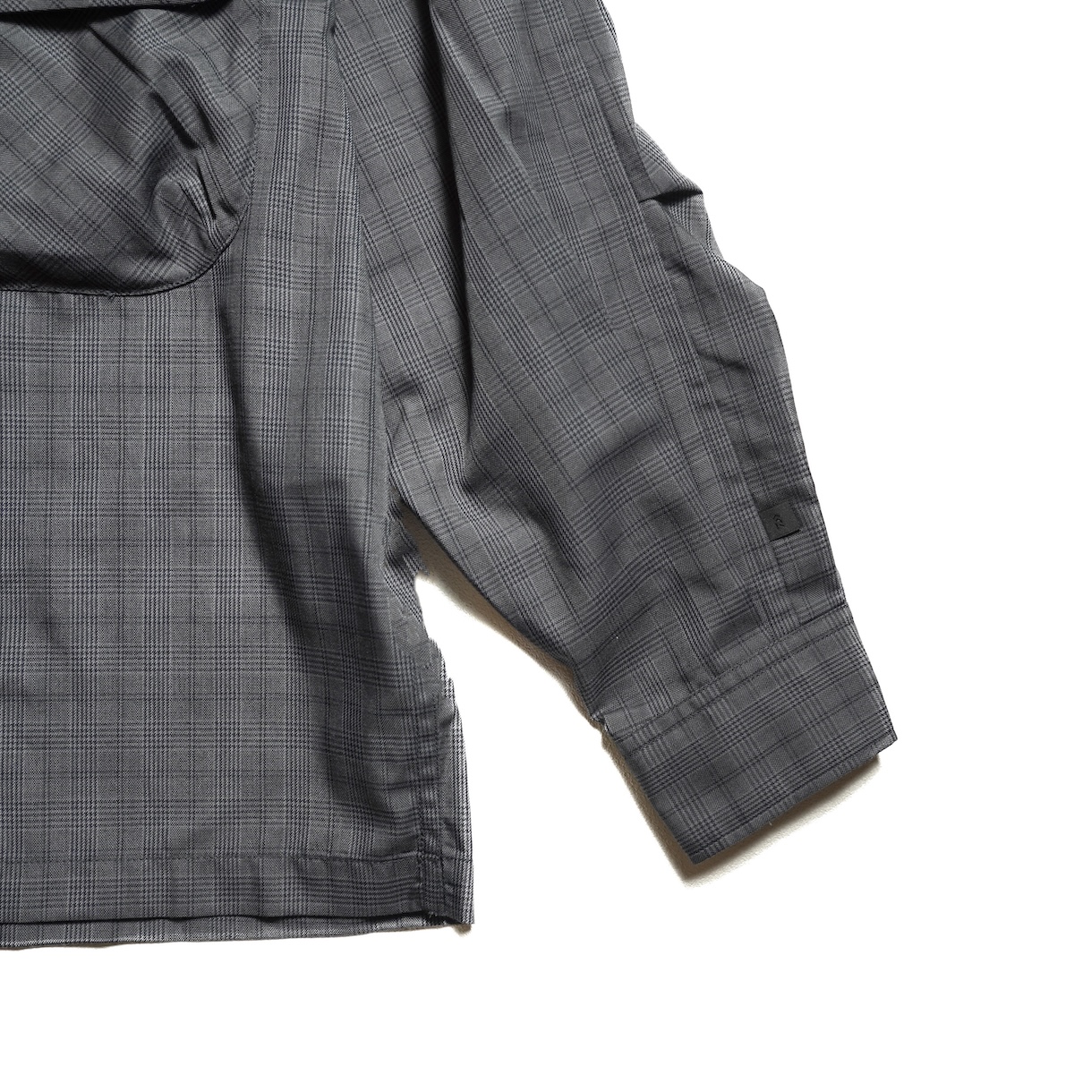 トップス daiwapier39 tech BD S/S charcoal L Daiwa Pier39 Tech BD S/S Charcoal L