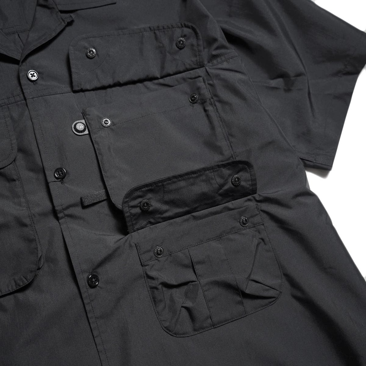 DAIWA PIER39 / TECH MULTI TOOL POCKET SHIRT S/S SOLID (Black)