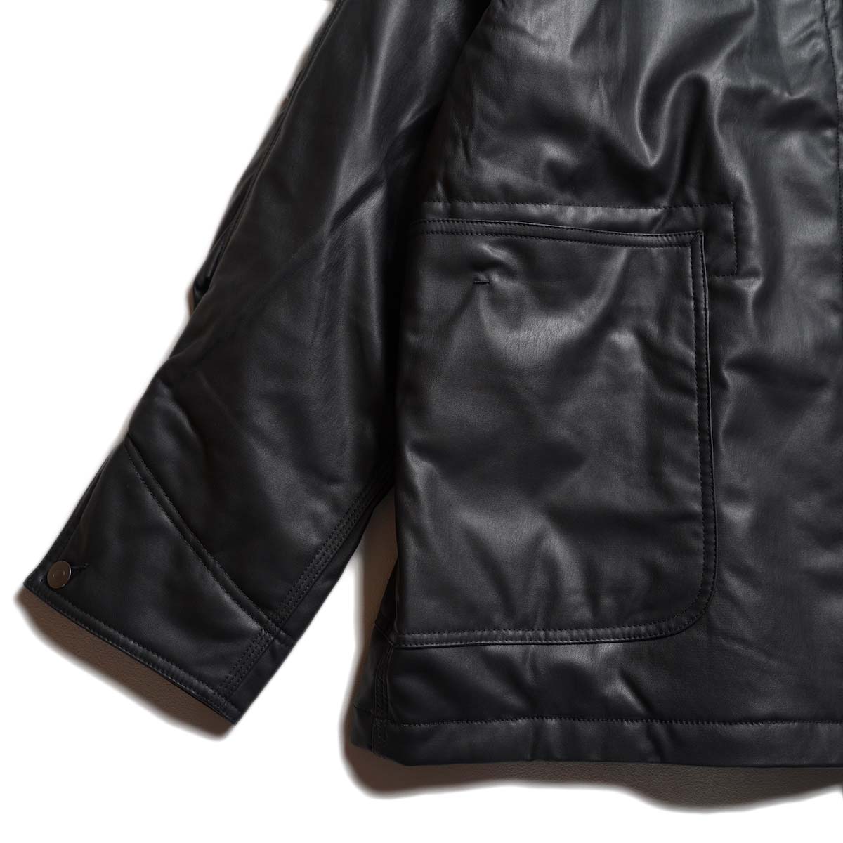DAIWA PIER39 / W's TECH SYNTHETIC SKIN CHORE JACKET (Black) ポケット