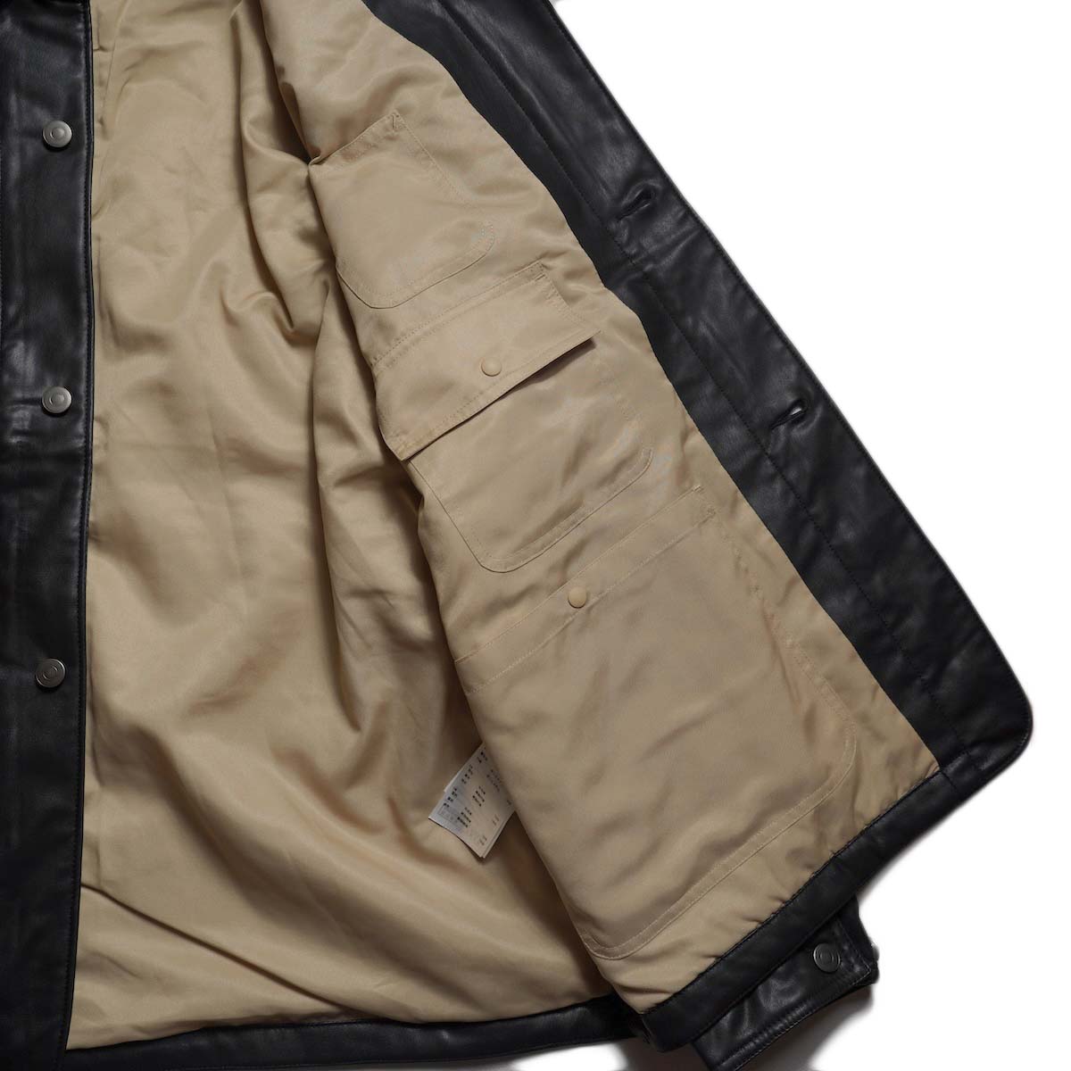 DAIWA PIER39 / W's TECH SYNTHETIC SKIN CHORE JACKET (Black) 内ポケット①