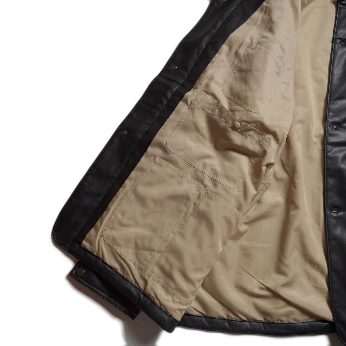 DAIWA PIER39 / W's TECH SYNTHETIC SKIN CHORE JACKET (Black) 内ポケット②
