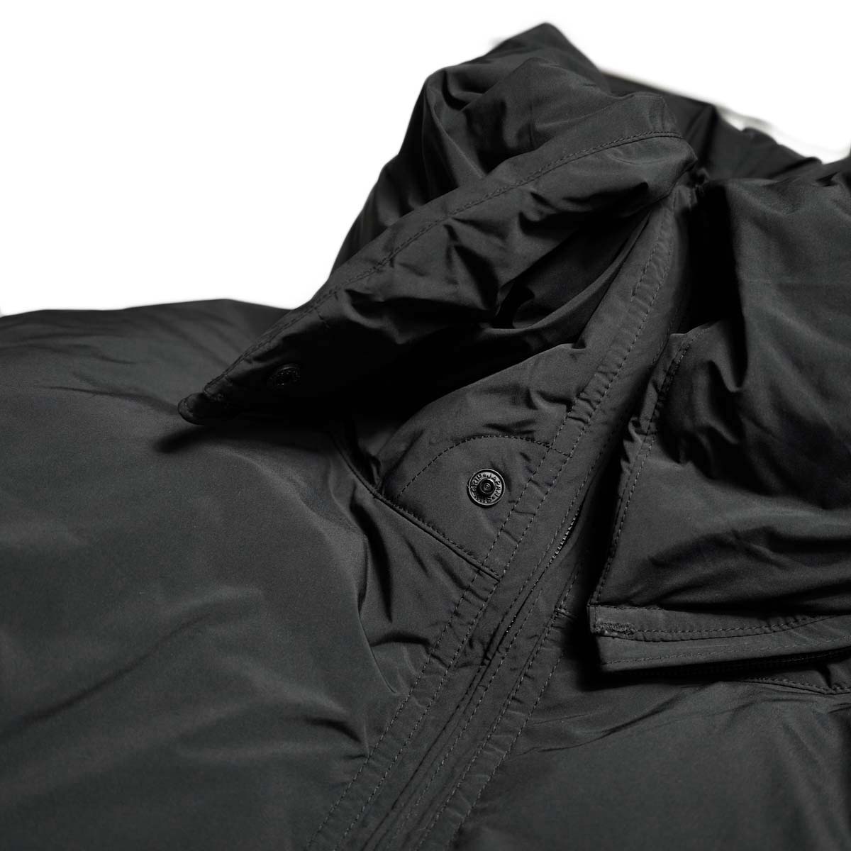 DAIWA PIER39 / W"s TECH 2WAY CADET DOWN PARKA (Black) 襟ボタン