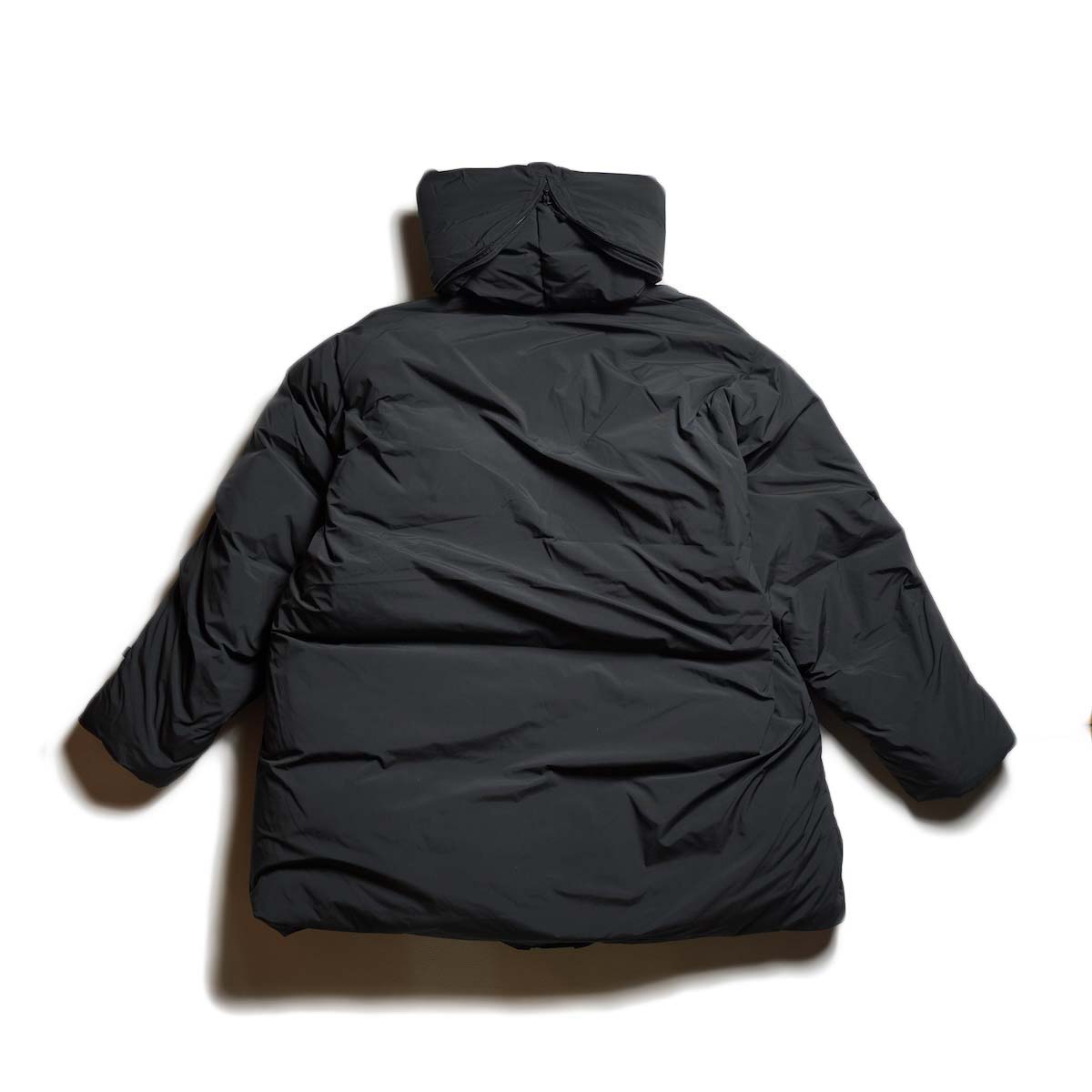 DAIWA PIER39 / W"s TECH 2WAY CADET DOWN PARKA (Black) 背面