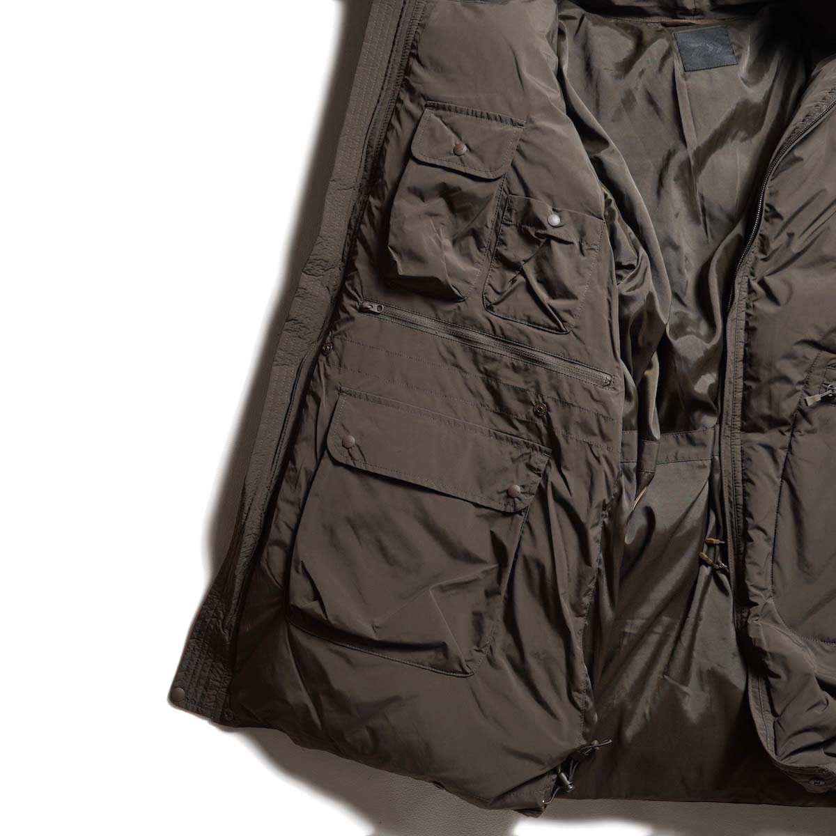 DAIWA PIER39 / W"s TECH 2WAY CADET DOWN PARKA (D.Brown) 内ポケット②