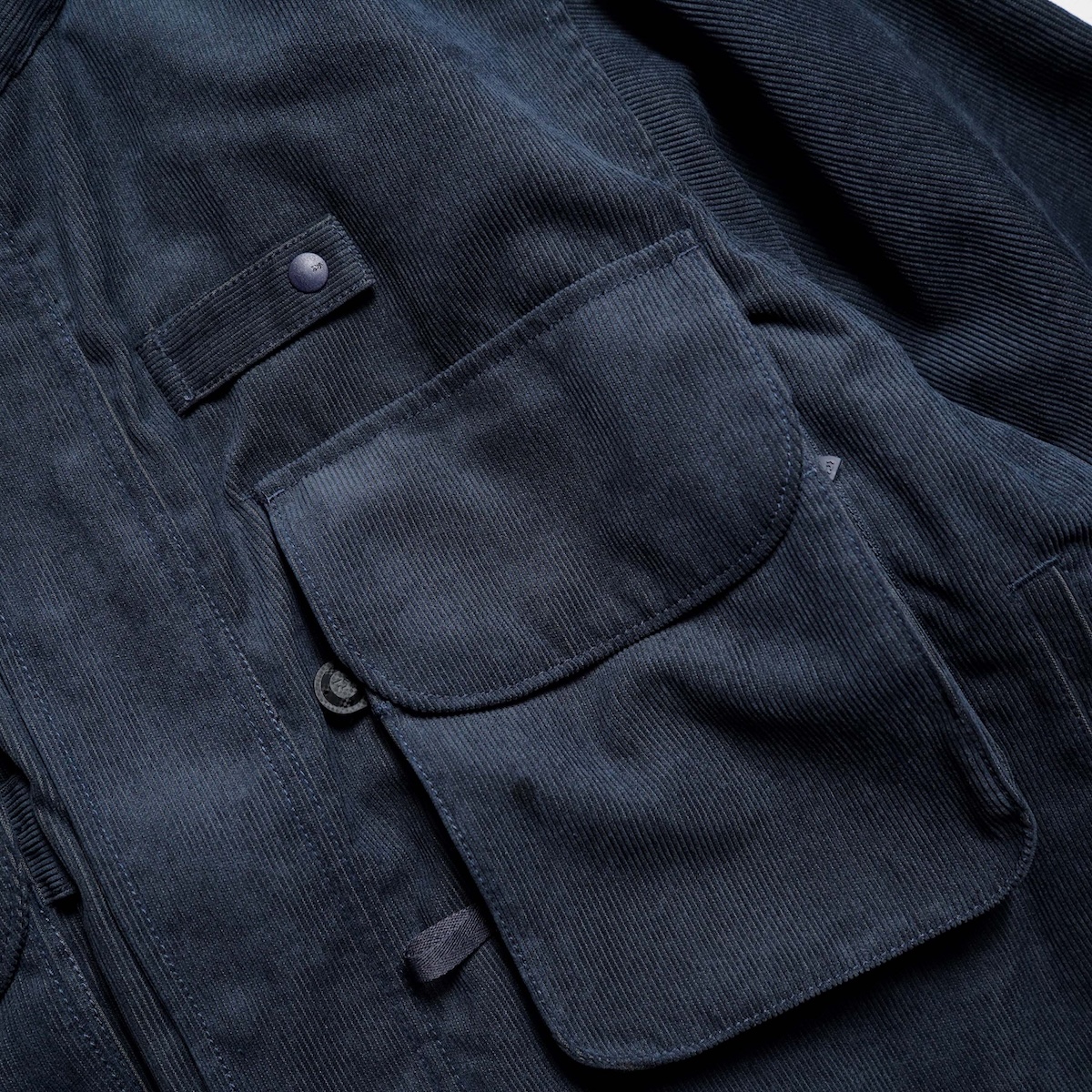 DAIWA PIER39 / W's TECH WADING JACKET CORDUROY (D.Navy) フラップポケット①